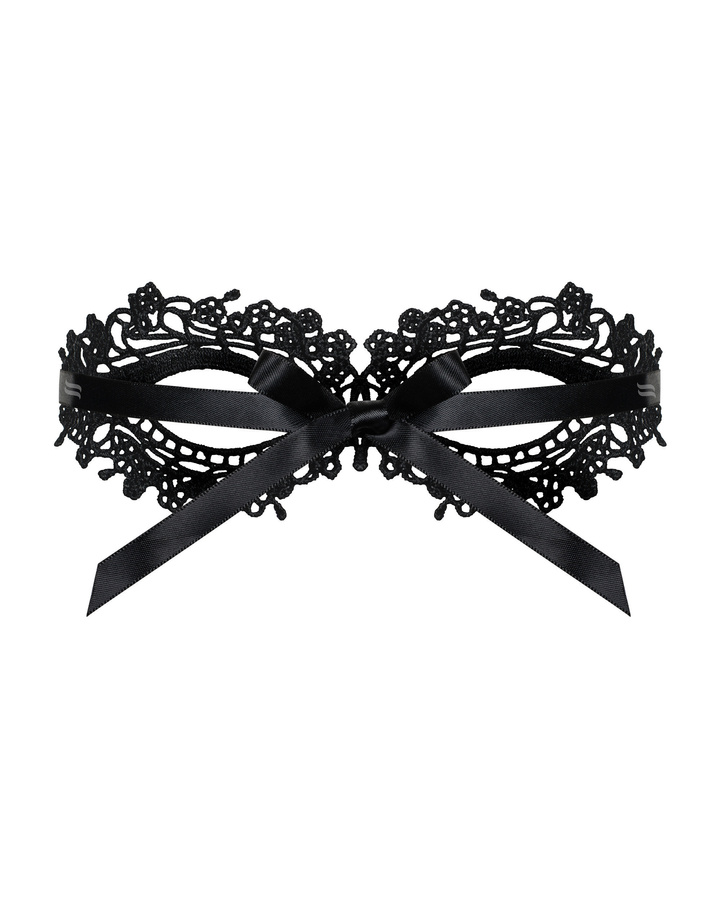 Masque noir sensuel